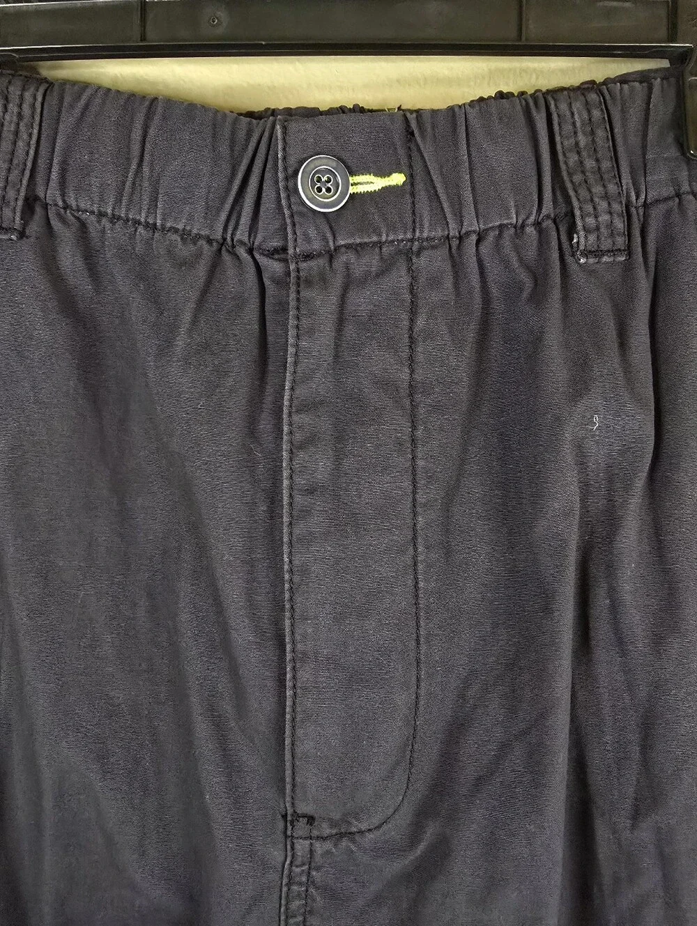 Tommy Bahama Survivor Cargo Shorts Mens 2XT 8” Black Cotton Summer Elastic Waist